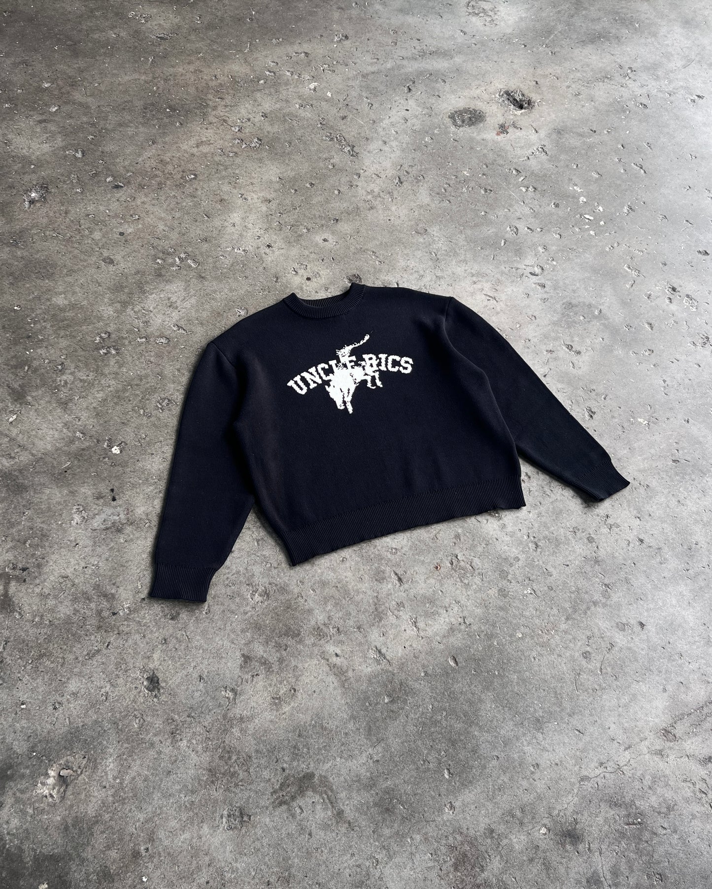SPELLOUT KNIT