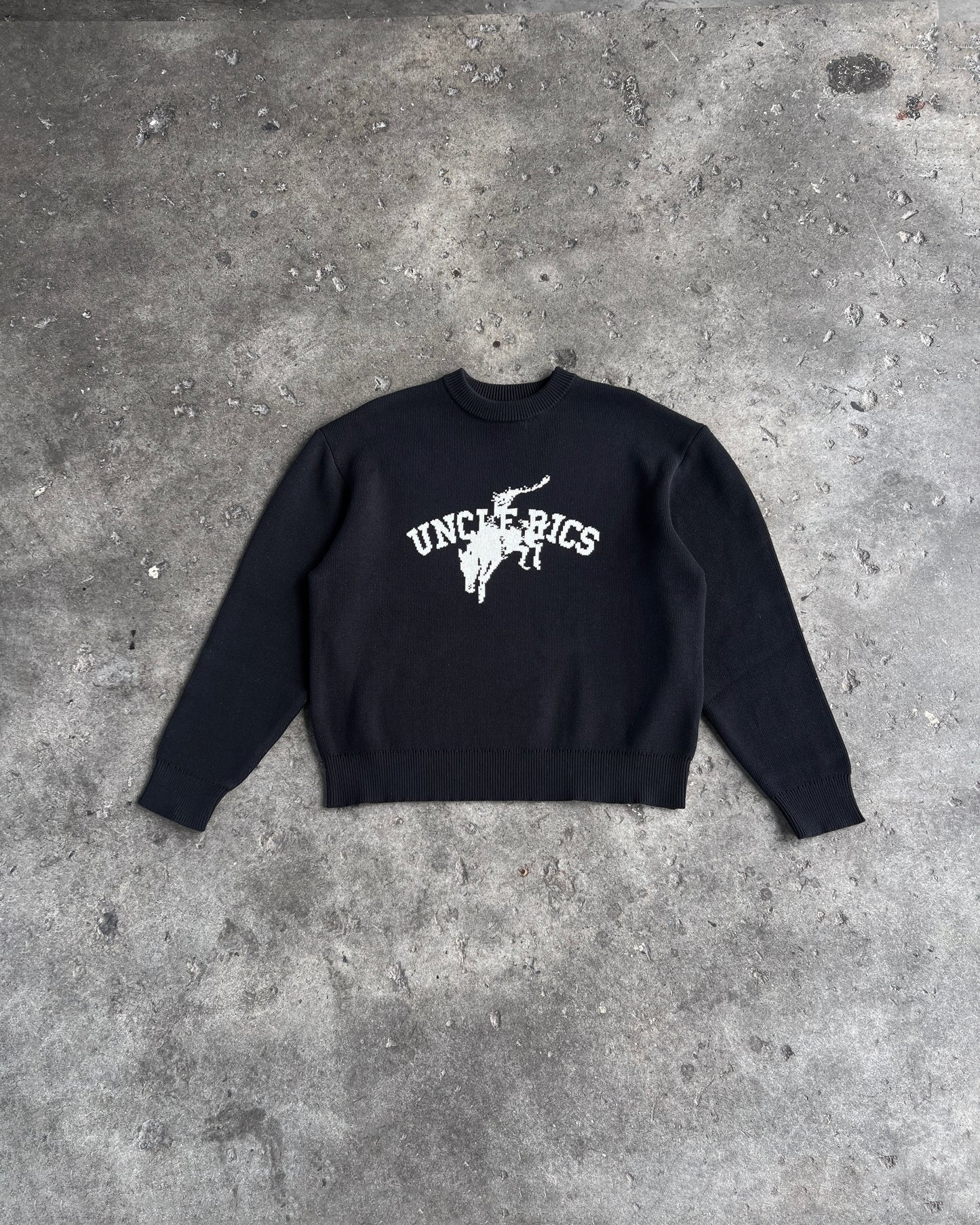 SPELLOUT KNIT