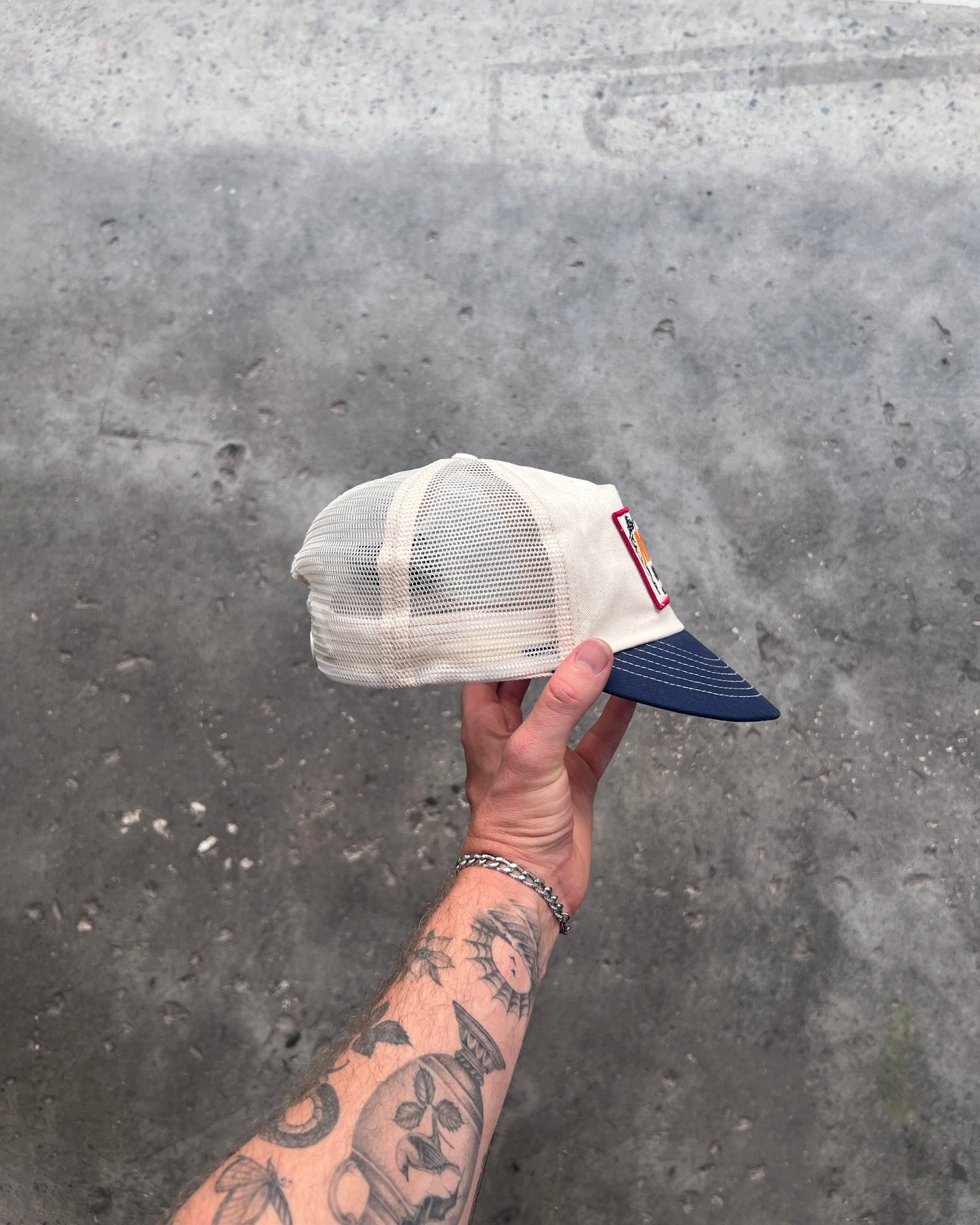MOTORS TRUCKER
