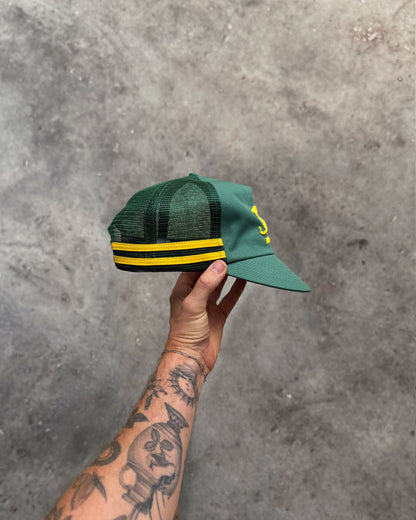 ATHLETIC DPT TRUCKER