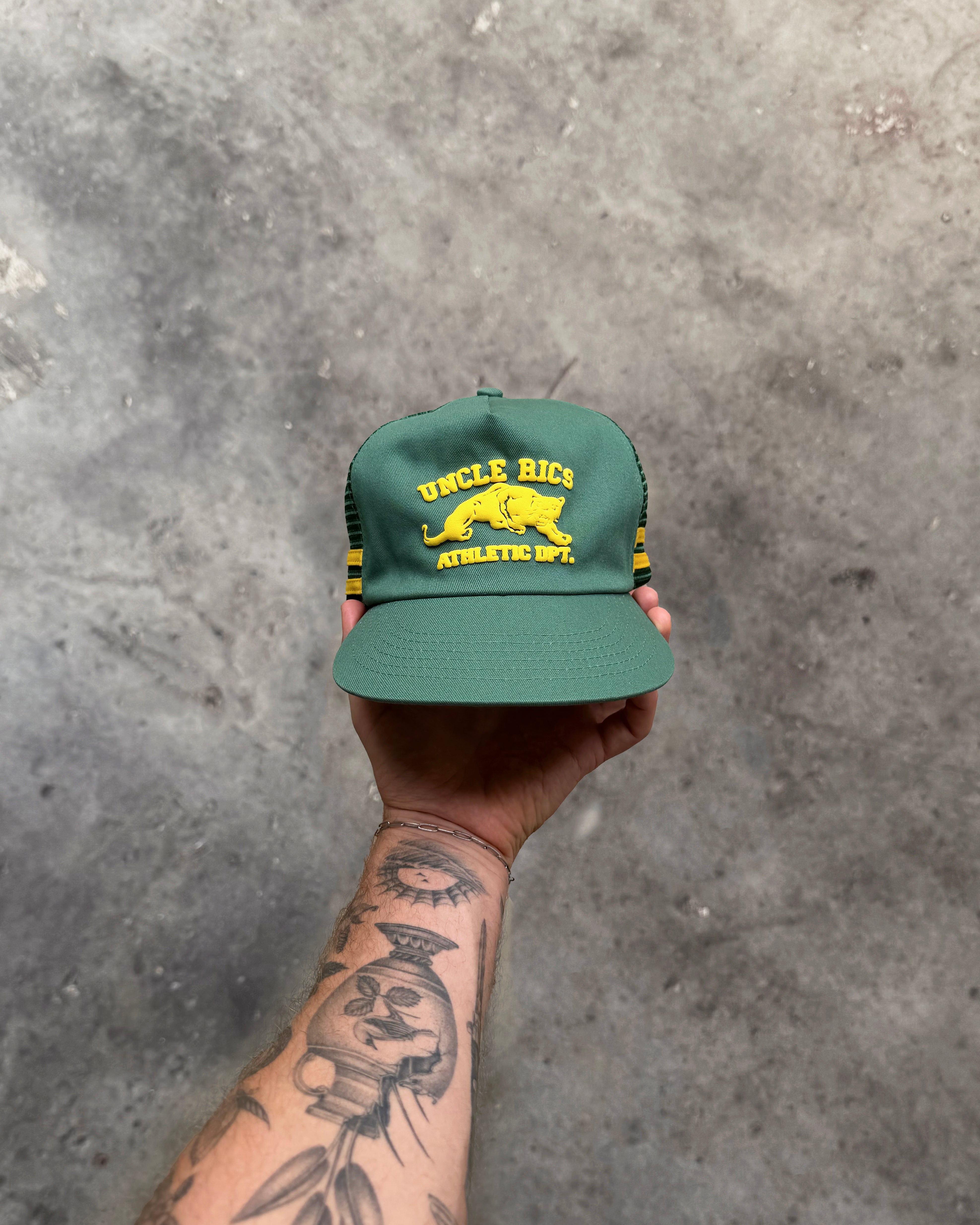 CAPS – Uncle Ric's Studios