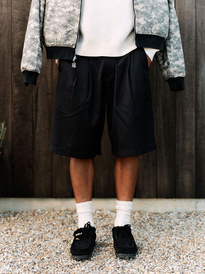 PLEATED SHORTS BLACK
