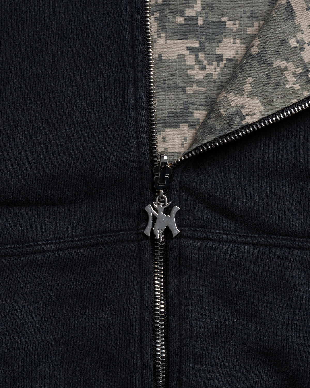 REVERSABLE HOODIE - DIGI CAMO