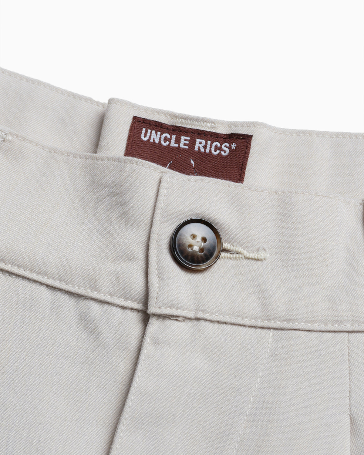 PLEATED SHORTS CREAM