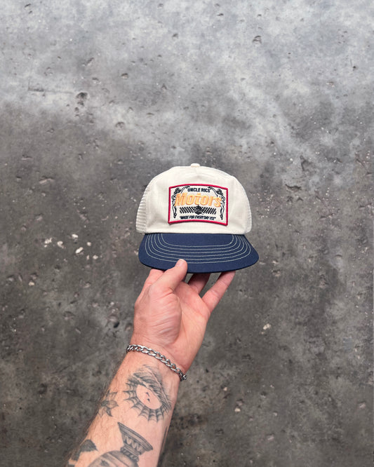 MOTORS TRUCKER