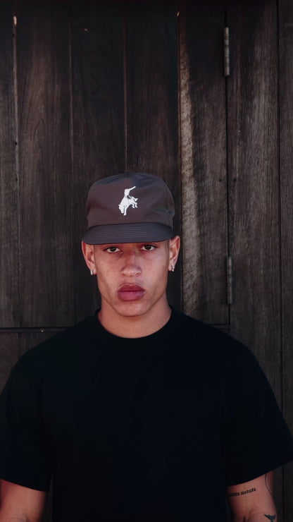 BUCKING CAP