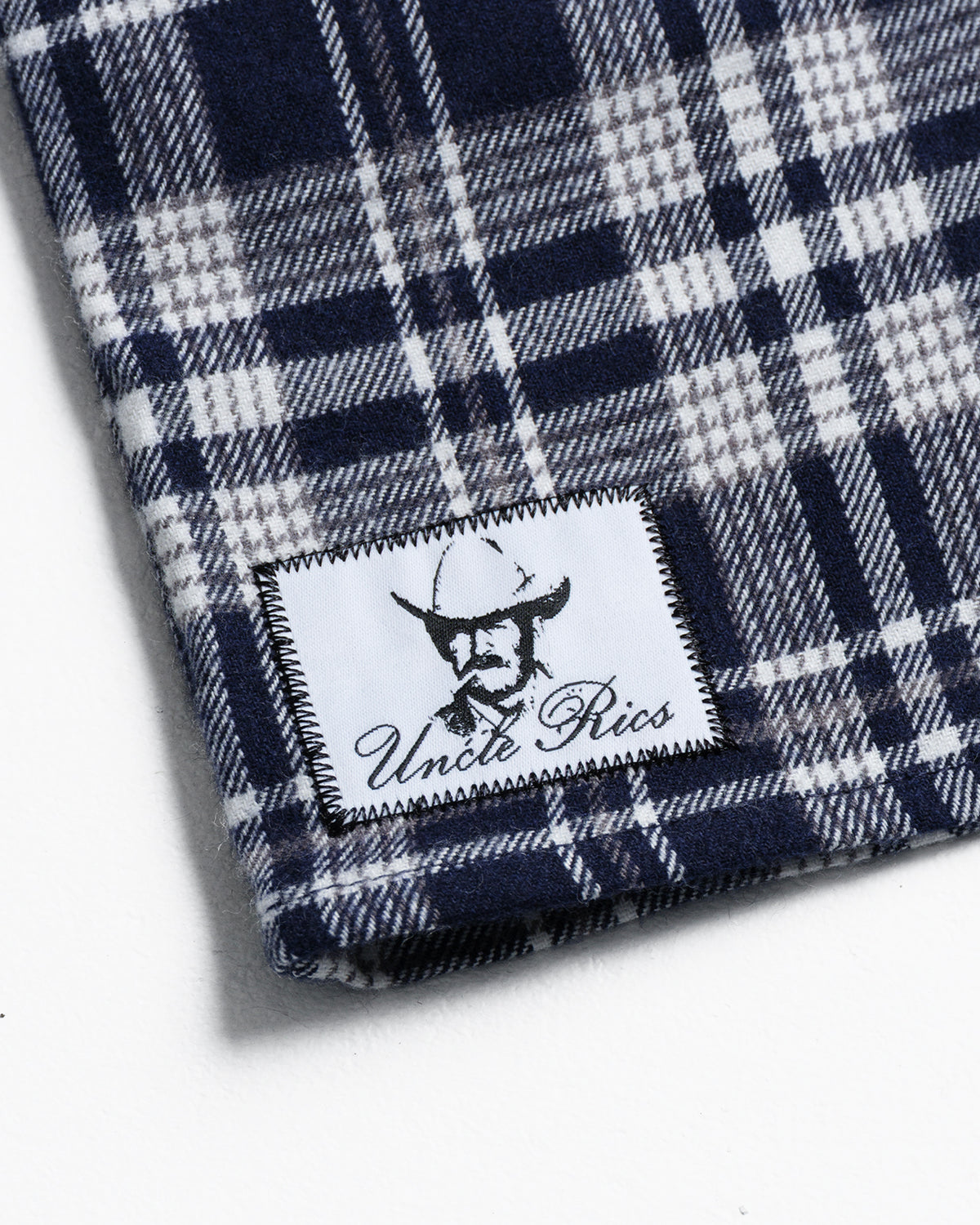 NAVY PLAID FLANNEL